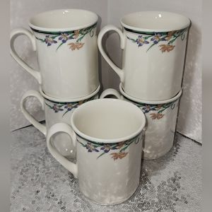 Set of 5 Vintage Royal Doulton Juno Mugs
